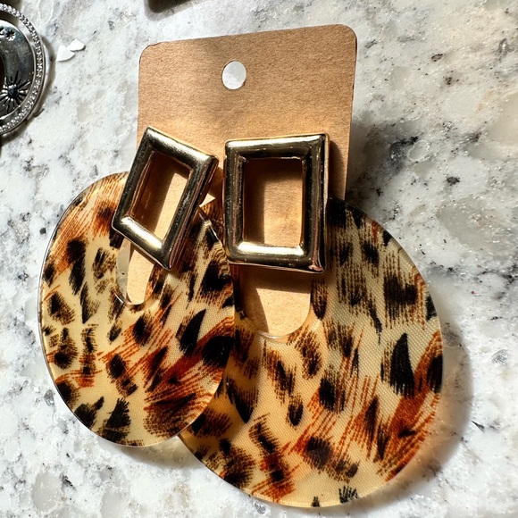 Leopard Print Acrylic Statement Earrings - Picture 8 of 9
